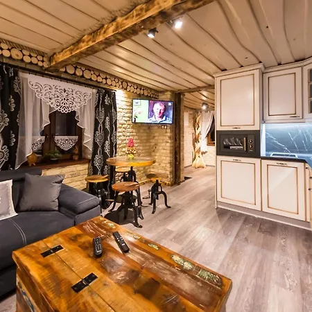 Ferienhaus U Tadka Dom Z Jacuzzi Na Zielonej *